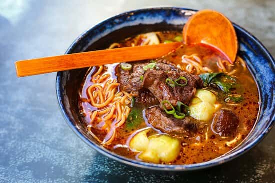 Spicy Beef Noodle Soup 川味牛肉面