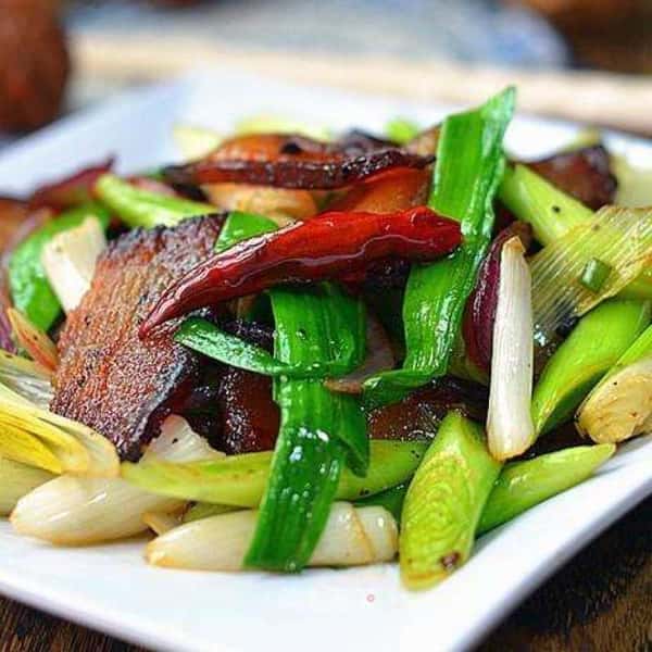 蒜苗腊肉 Stir Fried Bacon with Leeks