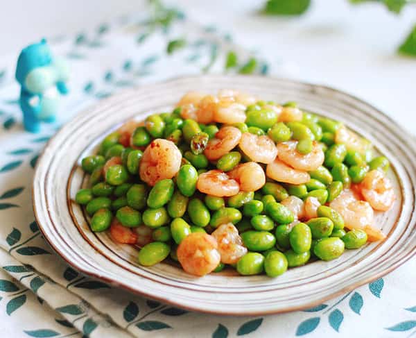 Stir Fried Shrimp with Peas 毛豆炒虾仁