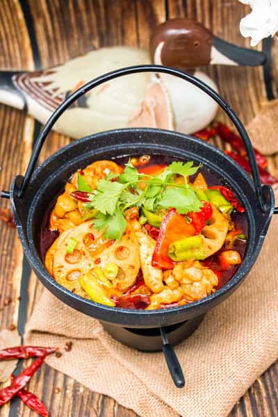 川味三黄鸡 Szechuan Street Bone in Chicken