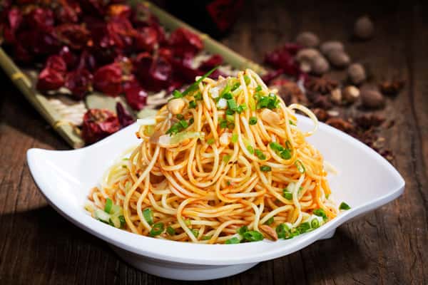 Cold Noodle with Chili Oil 红油凉面