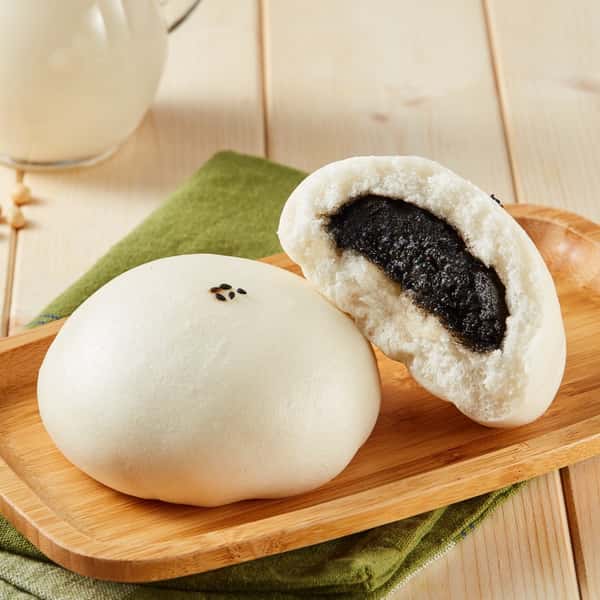 Sesame Buns (2) 黑芝麻包