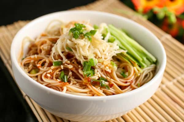Spicy Cold Noodle with Chicken 鸡丝凉面