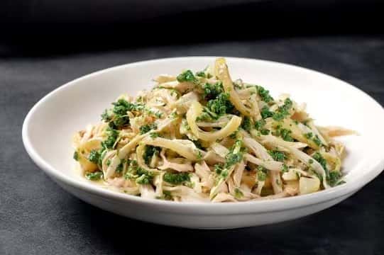 Shredded Chicken with Scallion Sauce 椒麻鸡
