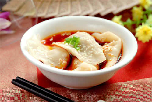 Dumplings with Chili Oil 钟水饺
