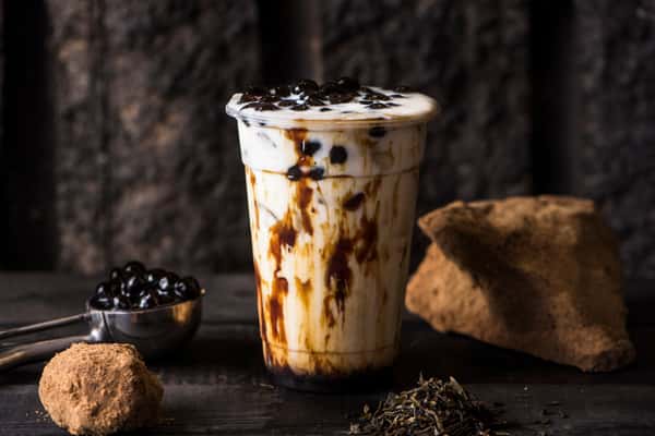 Brown Sugar Pearl Milk 黑糖撞奶