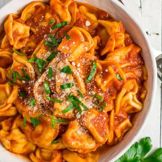 Cheese Tortellini in Tomato Sauce