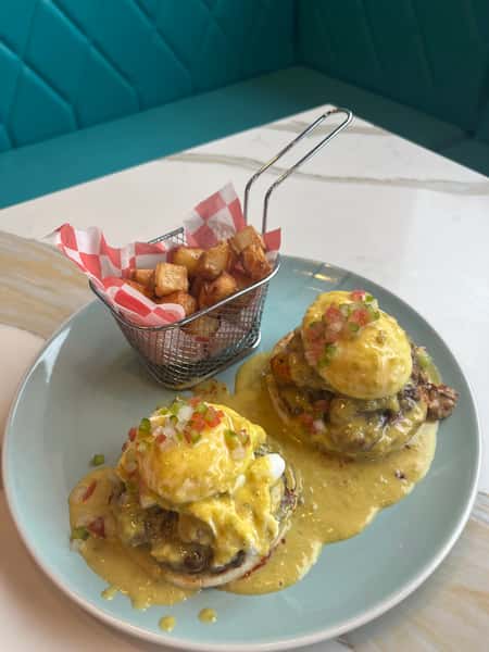 Smashed Avocado Benny