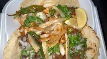 Plato De 5 Tacos / 5 Tacos Plate