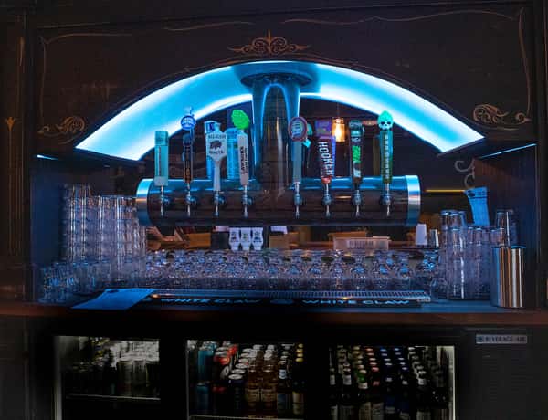bar