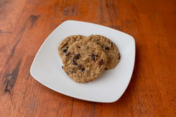 Oatmeal Raisin Cookies (3)