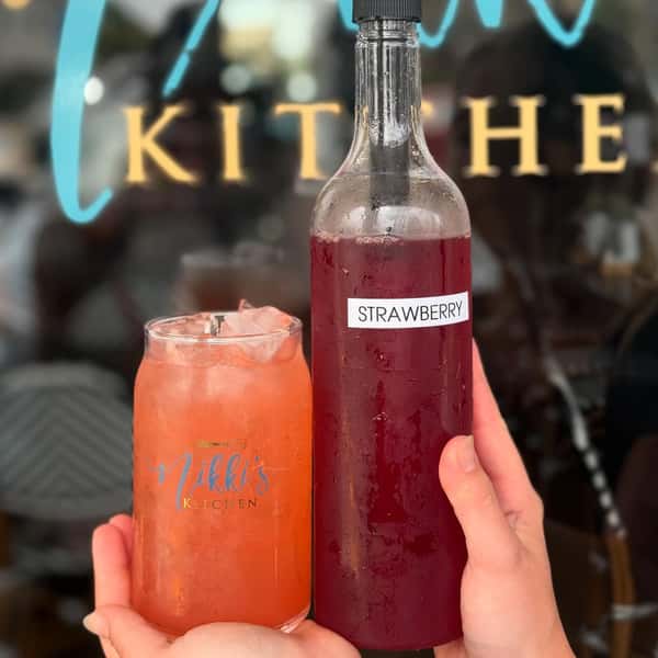 Have you tried our new house-made syrups yet?! 🍓✨

We just crafted the BEST Strawberry Lemonade and Strawberry Matcha using our fresh, house-made strawberry syrup — made with real strawberries and absolutely zero junk. 💯

Fresh, flavorful, and totally clean — come taste the difference! 🌿🍋🍓