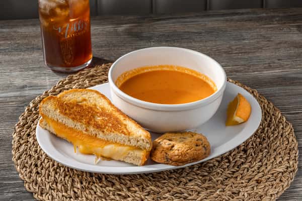 1/2 Sandwich & Soup