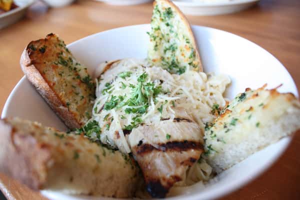 Fettuccine Alfredo