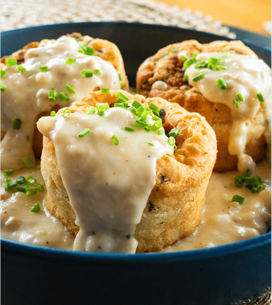 Bacon Biscuits N' Gravy