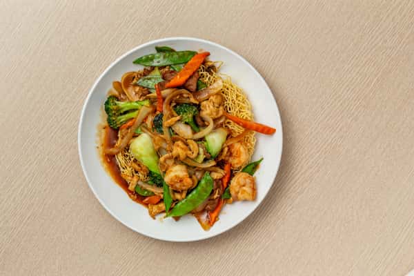 Combination Stir Fry Crispy Noodle