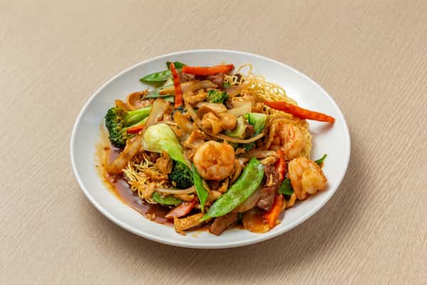 Combination Stir Fry Crispy Noodle