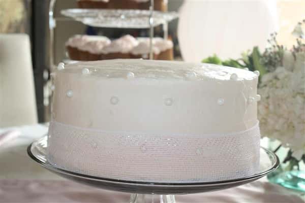 a decorated vanilla cake