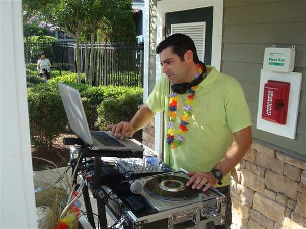 catered event and themed parties