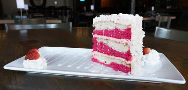 Strawberry Float Cake