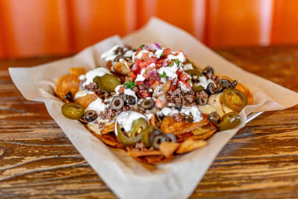 BURGER BAR NACHOS
