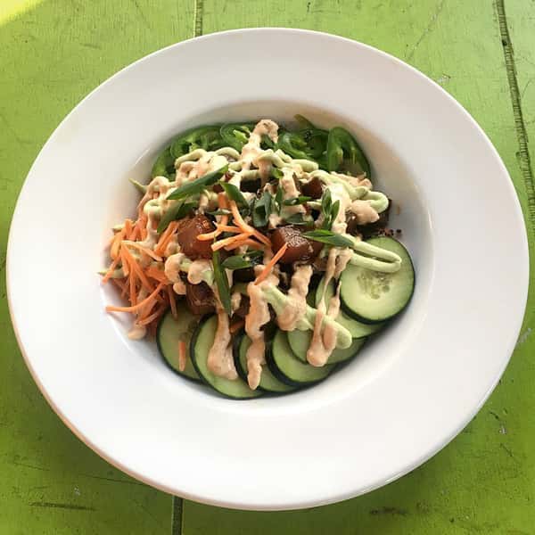Spicy Salmon Quinoa Bowl 