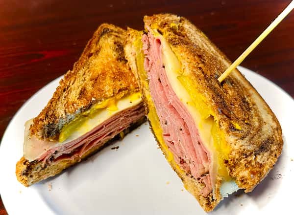 Pastrami Sandwich