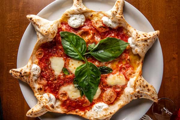 Margherita Carnevale Pizza