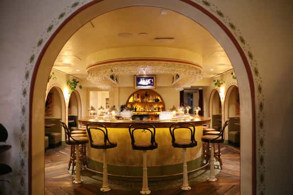 full bar