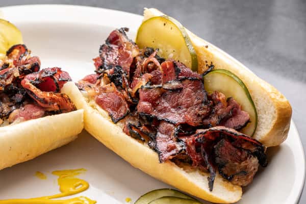 Hot Pastrami W/Fountain Soda