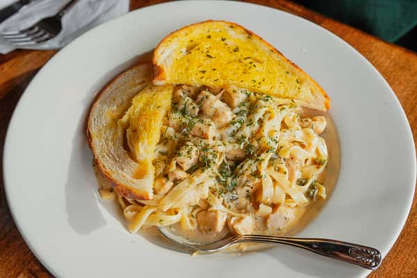 Smoked Salmon Fettuccine