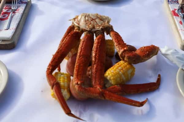 Jumbo Alaskan Bairdi Crab