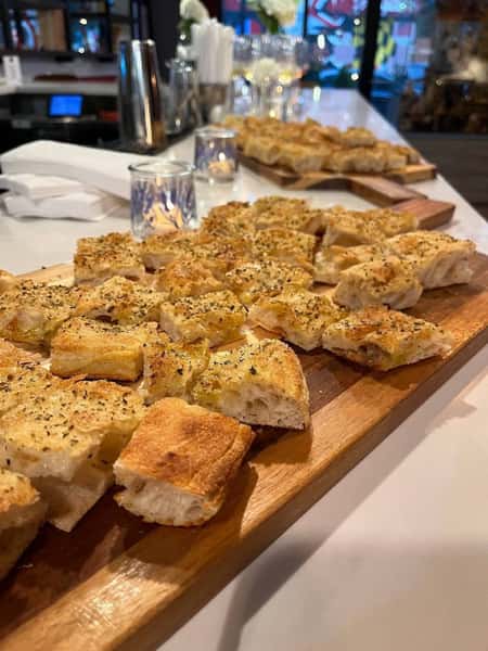 Focaccia Bread (12" x 7")