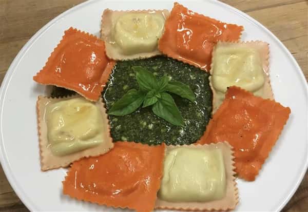 Smoked mozzarella and roasted red pepper ravioli