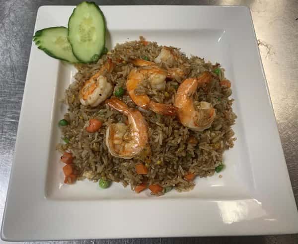 shrimp fried rice with two slices of cucumber