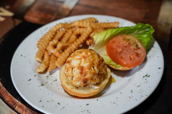 Coins "Famous" Crab Cake