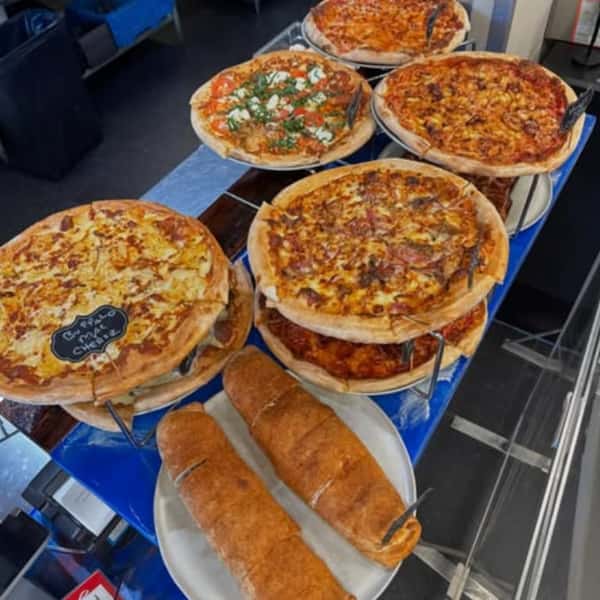 pizzas