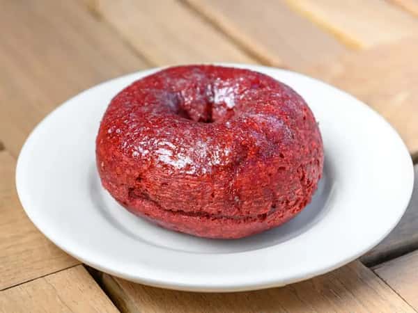 red velvet donut