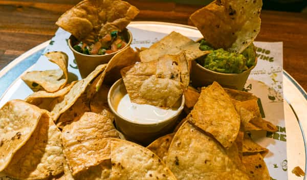 Chips & Queso