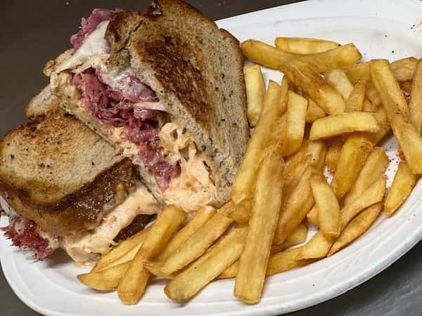 reuben sandwich with fries