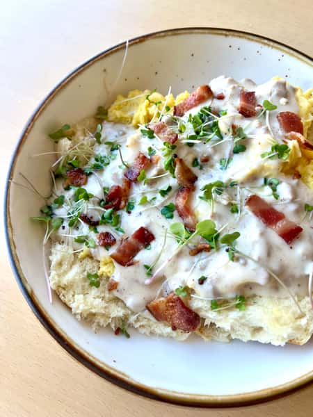 Biscuit & Gravy