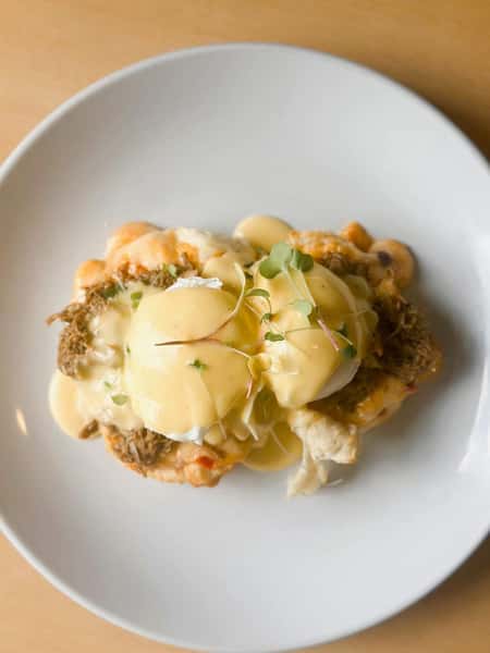 Pulled Pork Benedict