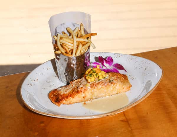 Macadamia Salmon Frites