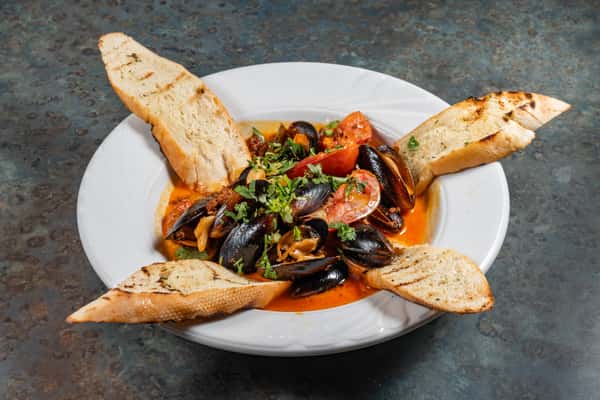 Mejillones Y Chorizo