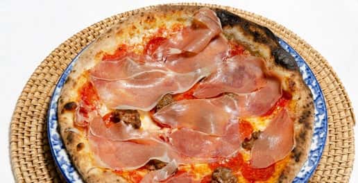 Meat Lovers’s Pizza (Prosciutto di Parma)