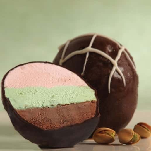 Spumoni bomba