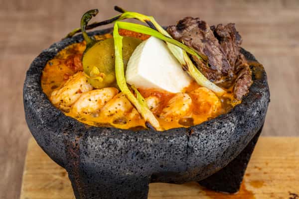 Molcajete