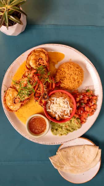 LOBSTER PUERTO NUEVO