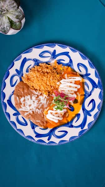 TECATE ENCHILADA ROJA