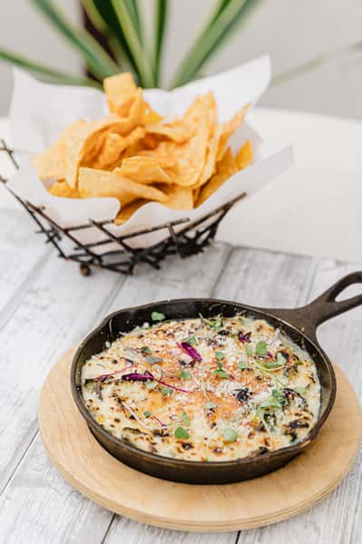 Poblano Queso Fundido